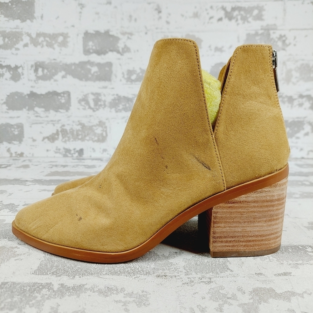 New Bp Brynne Tan Faux Suede Block Heel Pointy Toe Ankle Booties K1032